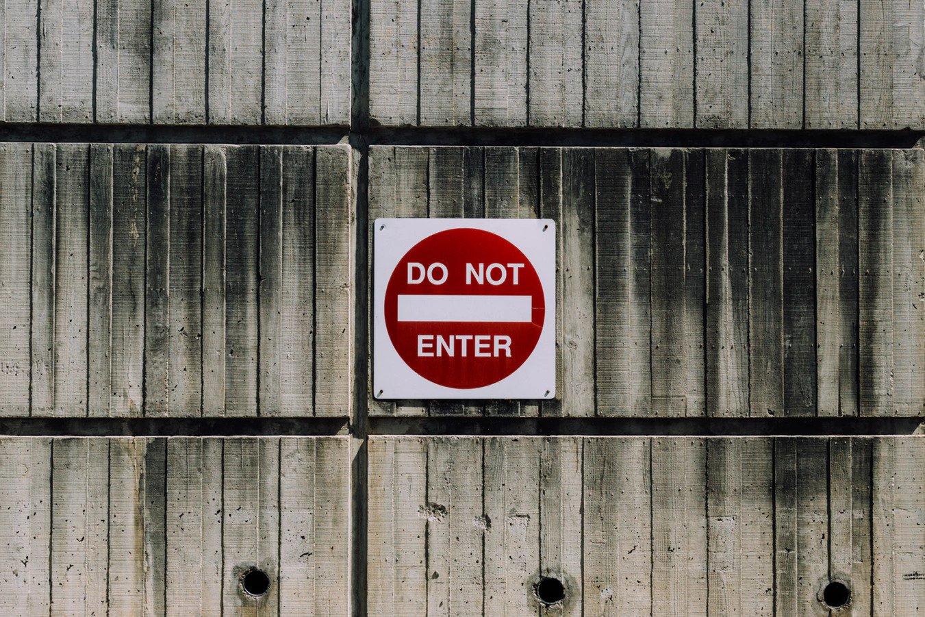 use-negativity-facebook-ad-headlines
