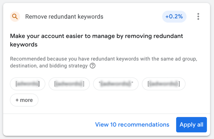 Google Ads удаляет лишние ключевые слова с рекомендательной карточкой
