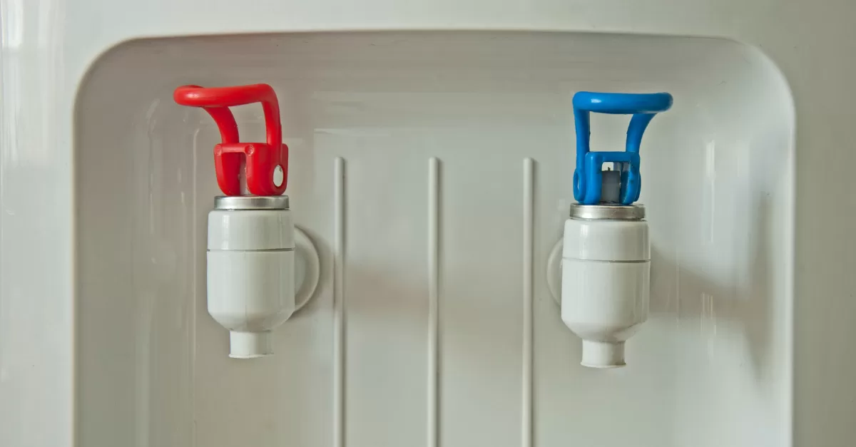Hot vs. Cold Leads (+How to Manage Every Type)