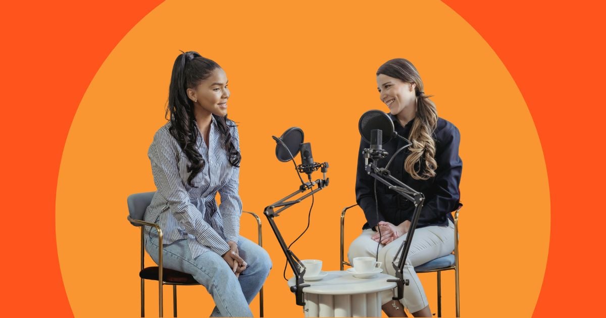 8 Best Marketing Podcasts According to the Pros